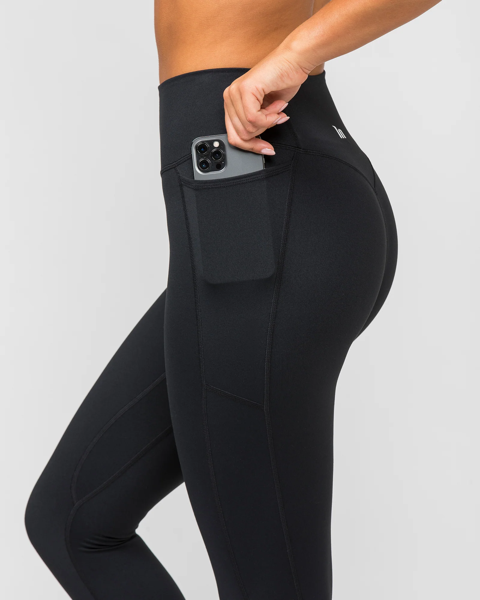 Agility Pocket Ankle Length Leggings - Black - Image 2
