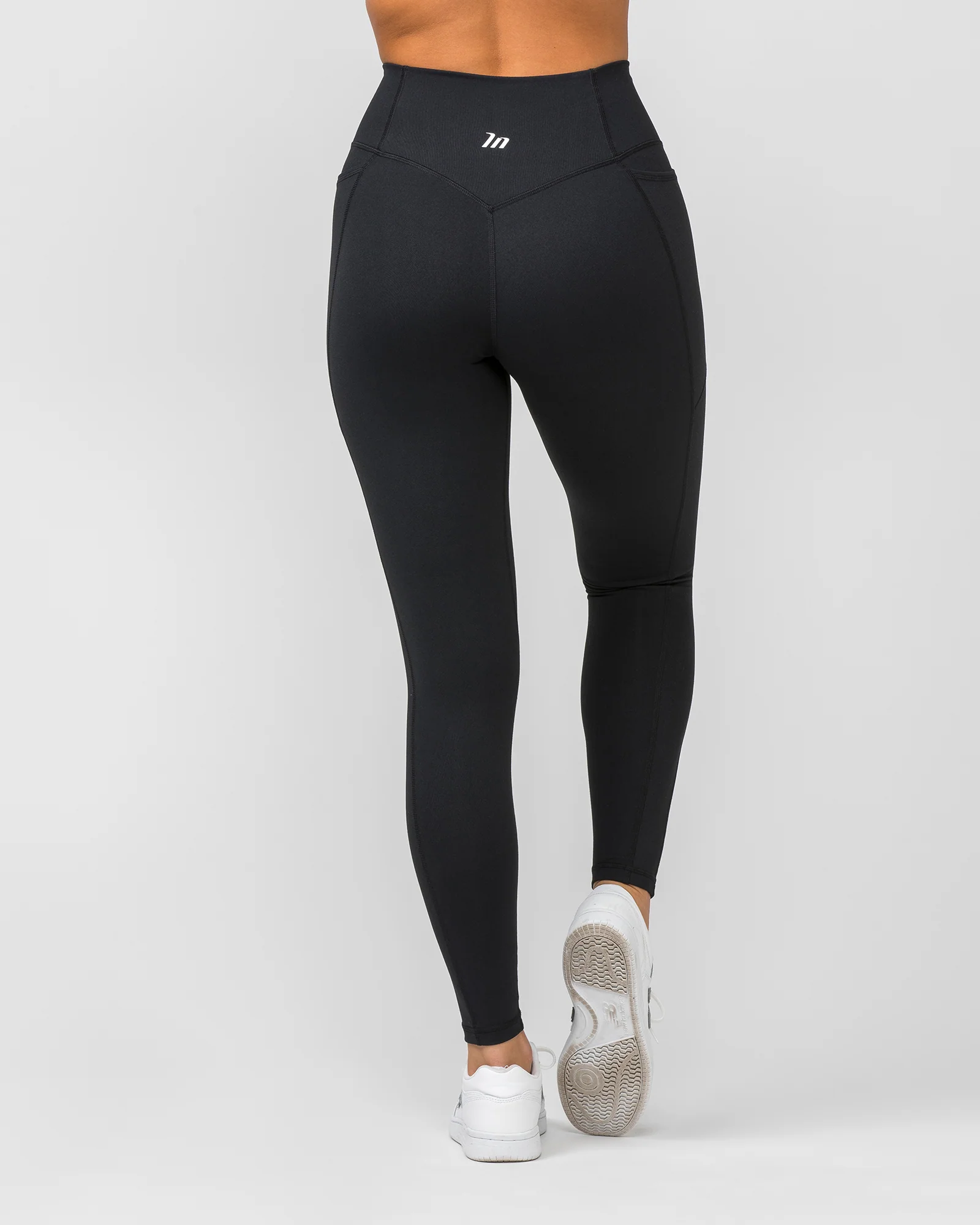 Agility Pocket Ankle Length Leggings - Black - Image 5