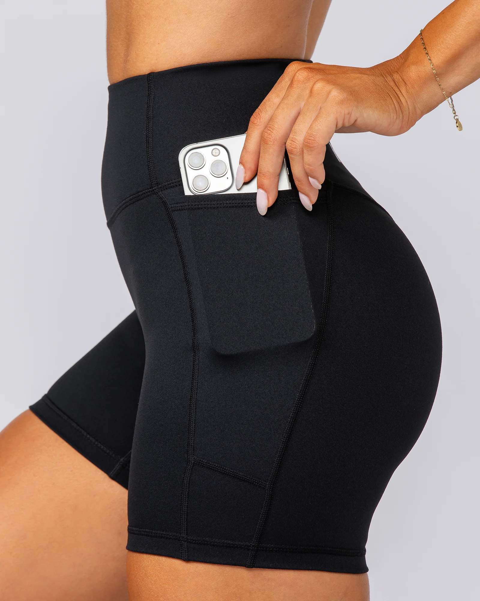 Agility Pocket Bike Shorts - Black - Image 4