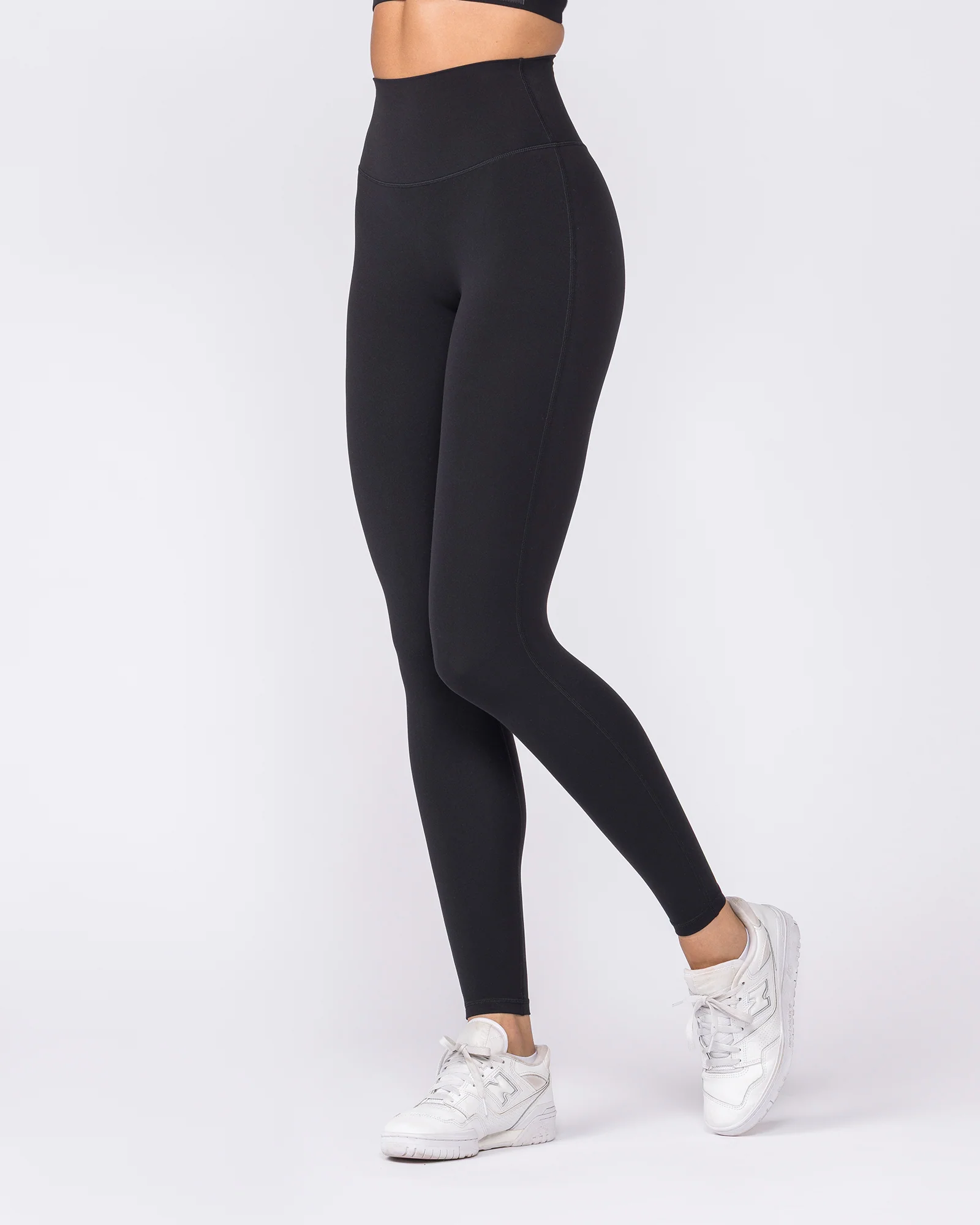 Aura Peachy High Invisible Scrunch Ankle Leggings - Black - Image 3