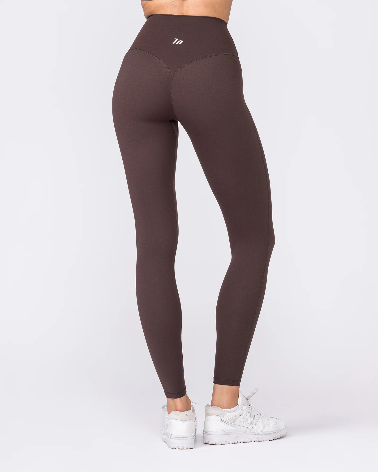 Aura Peachy High Invisible Scrunch Ankle Leggings - Cocoa - Image 6