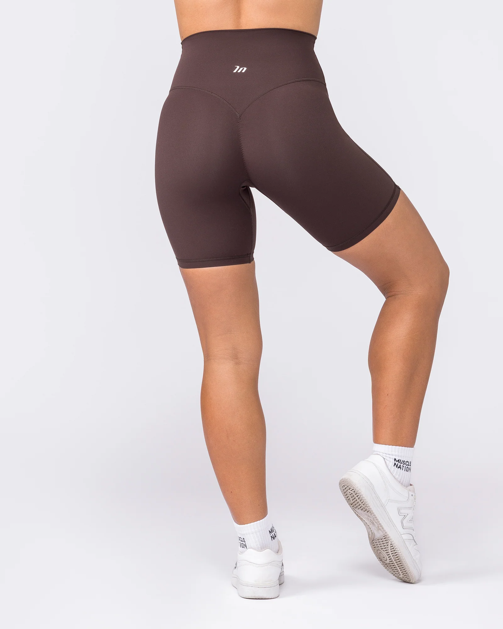 Aura Peachy High Invisible Scrunch Bike Shorts - Cocoa - Image 6