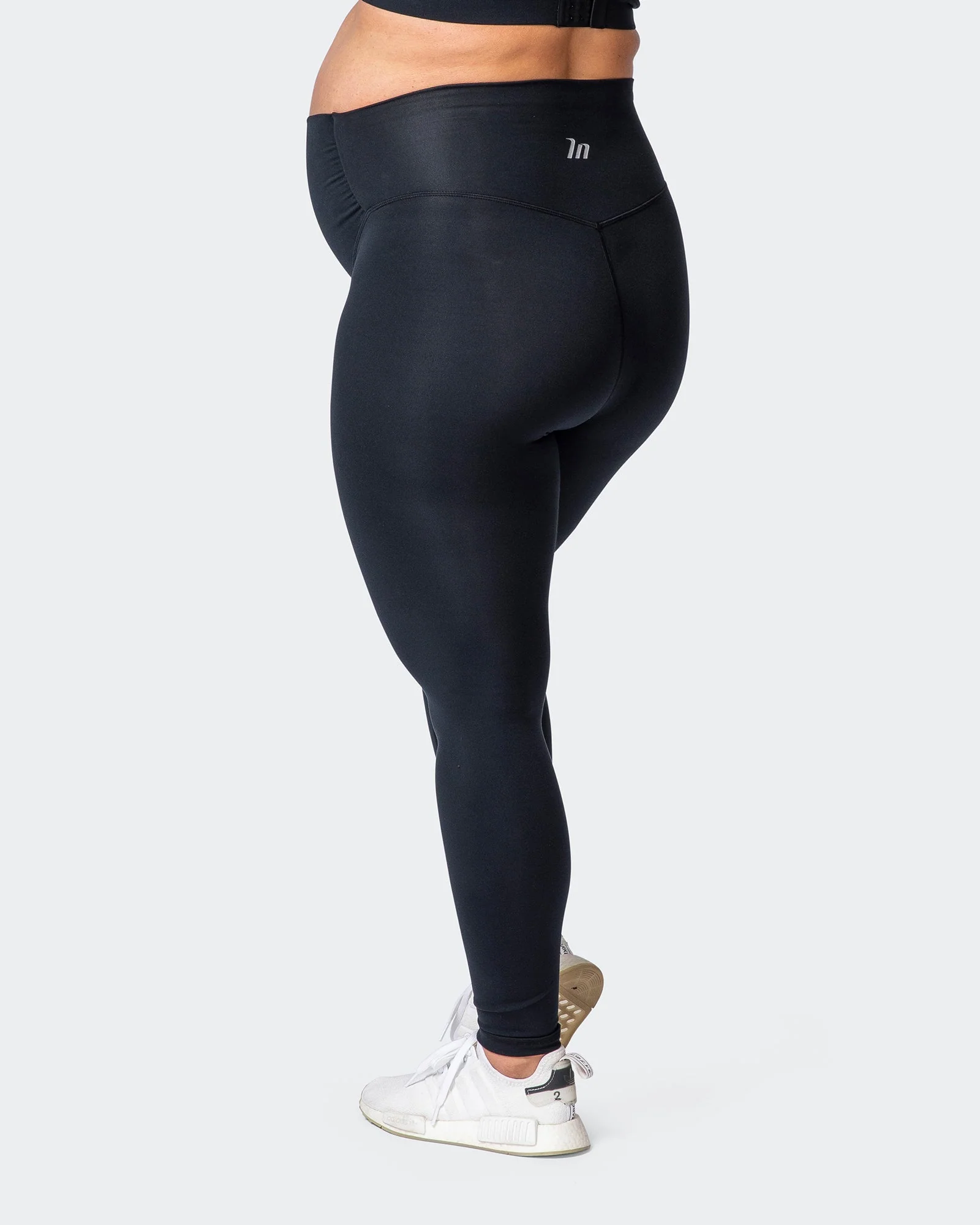 Maternity Everyday Leggings - Black - Image 5