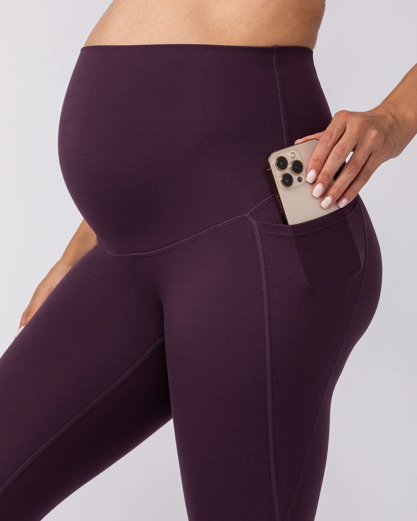 Maternity Everyday Pocket Leggings - Midnight Plum - Image 2