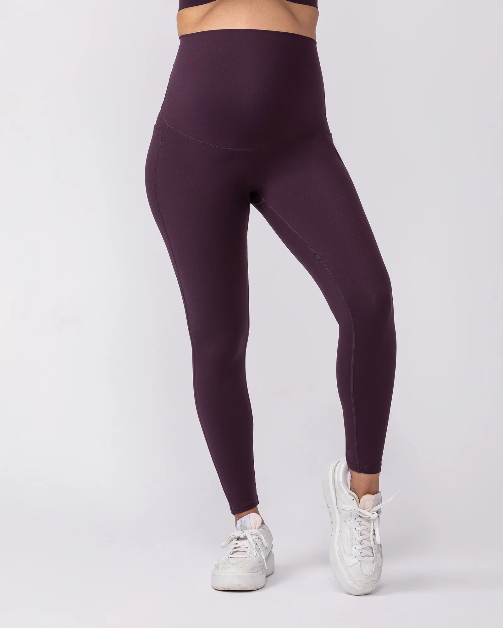 Maternity Everyday Pocket Leggings - Midnight Plum - Image 3