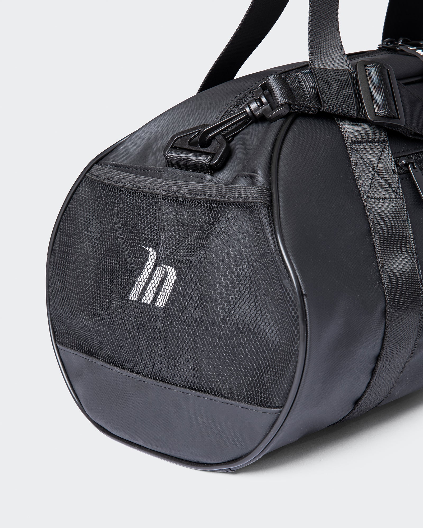 MN Sports Bag - Black - Image 2