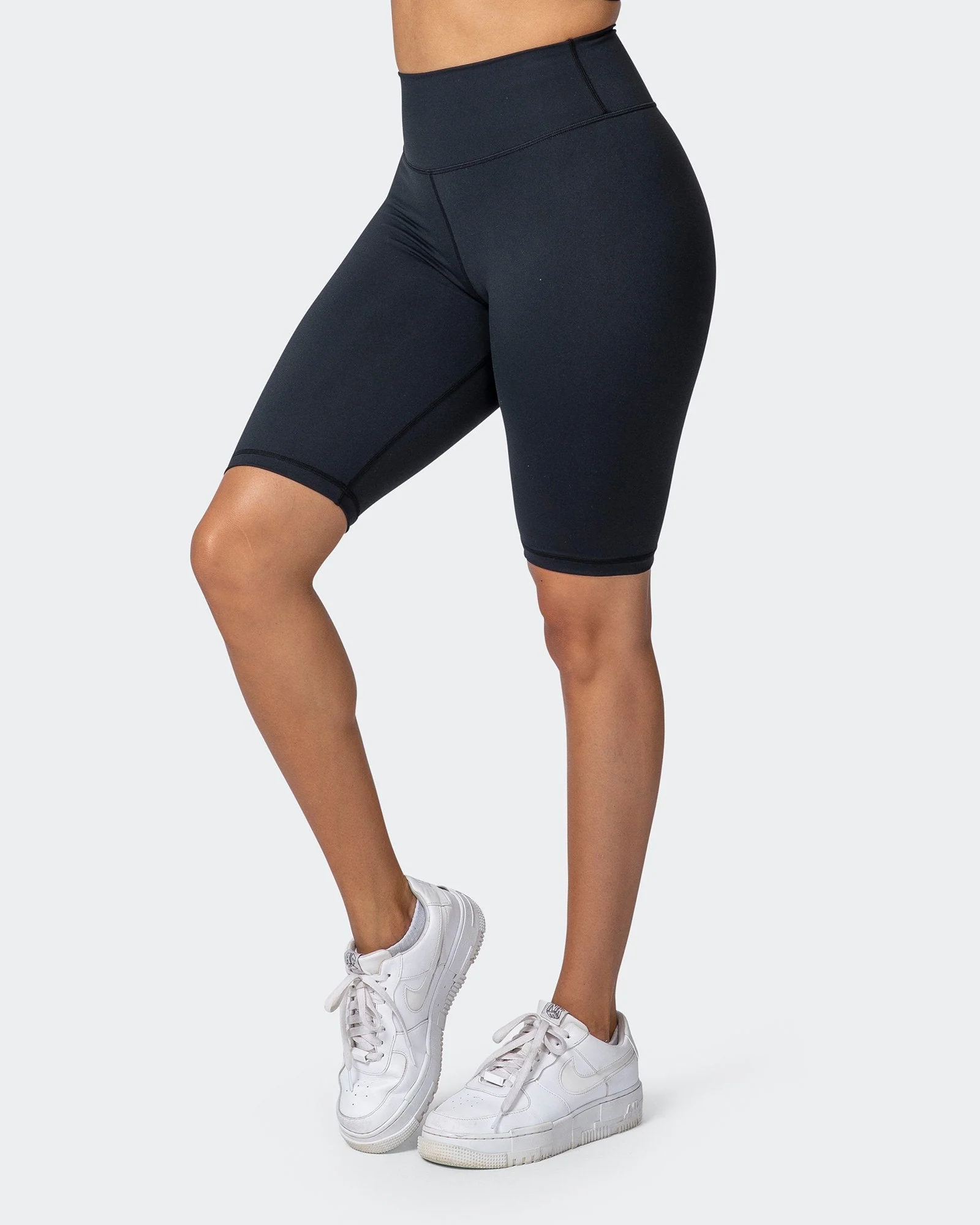 Signature Scrunch Referee Length Shorts - Black - Image 6