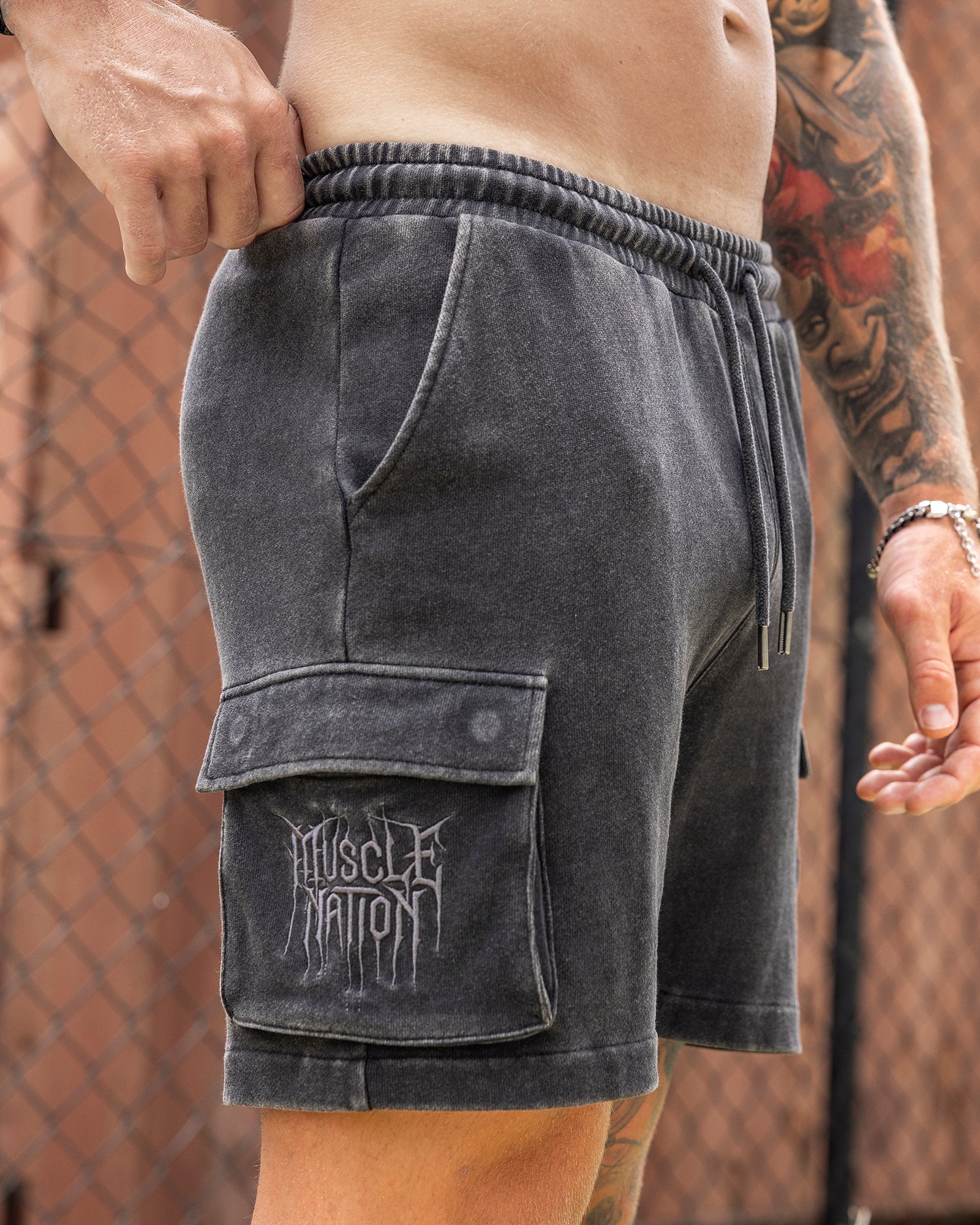 Weekender Vintage Cargo 5" Shorts - Washed Black