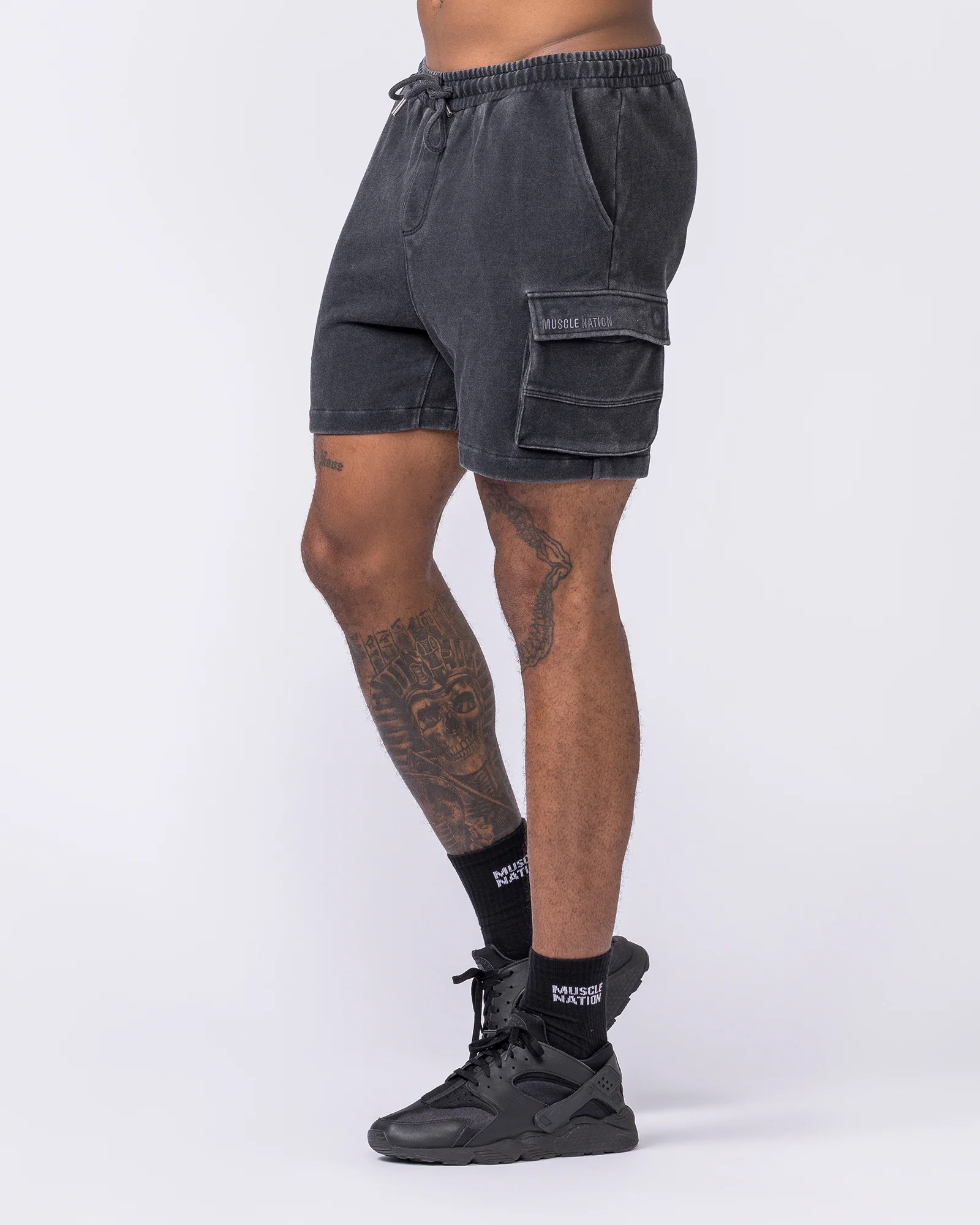 Weekender Vintage Cargo 5" Shorts - Washed Black - Image 2